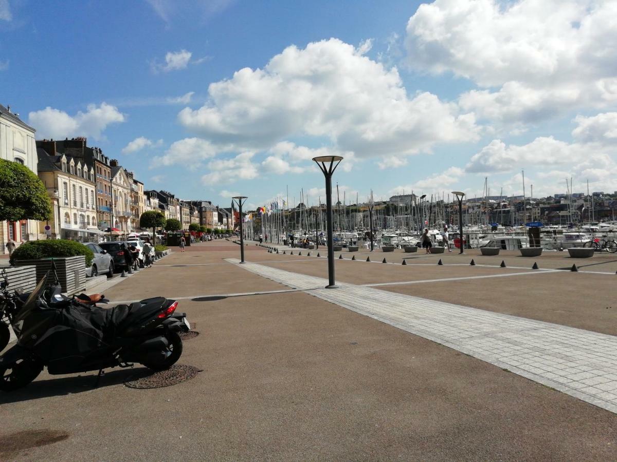 Appartement De La Place Dieppe Exteriér fotografie